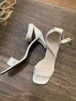 Mexx Sandaletten weiß 38 Sandalette Pumps Duisburg - Duisburg-Mitte Vorschau