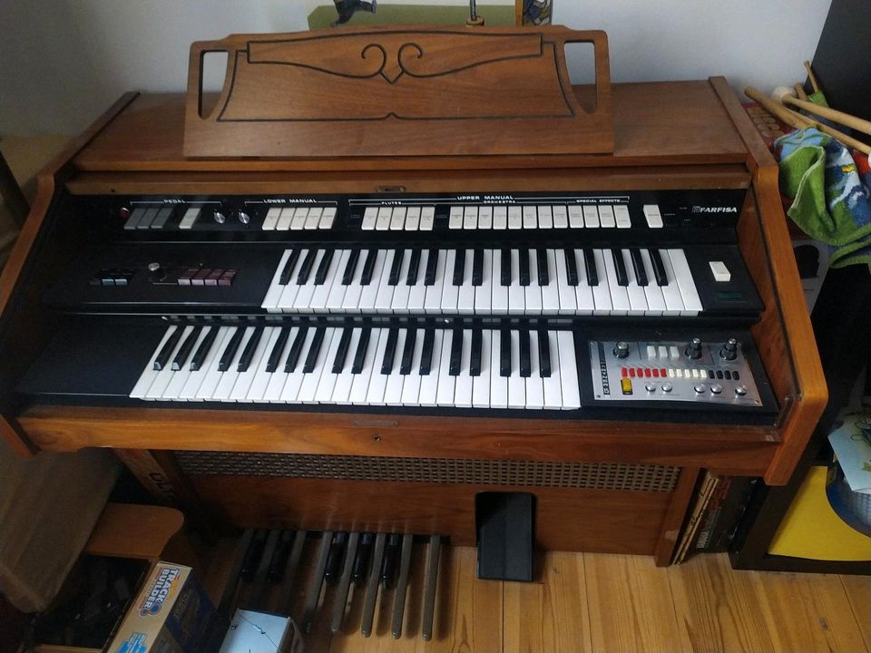 Farfisa first lady B.74 Organ in Berlin