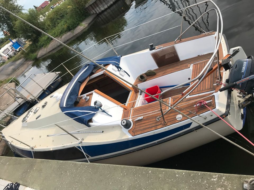 SEGELYACHT MAXI84 Individuell in Hamburg