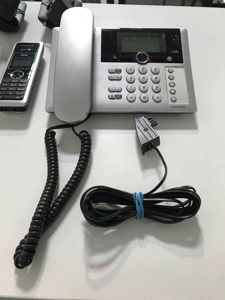 ISDN-Tischtelefon PA302i mit Anrufbeantworter + 4 Schnurlosgeräte in Bad Friedrichshall