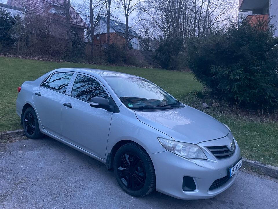 Toyota Corolla 1.6 Benzin  2013 BJ in Iserlohn