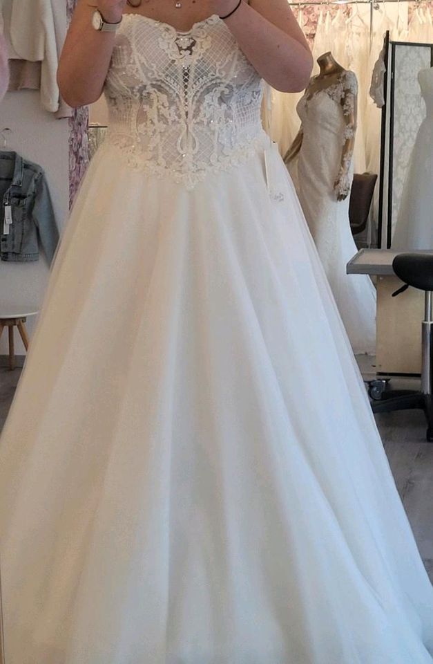 Brautkleid ivory Gr. 44 in Dortmund