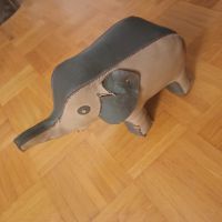 Uralter Elefant aus Uromis Wohnung "Antik " Hessen - Weiterstadt Vorschau