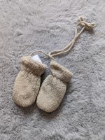 Baby Fausthandschuhe/Fäustlinge ohne Daumen in beige Hessen - Lich Vorschau