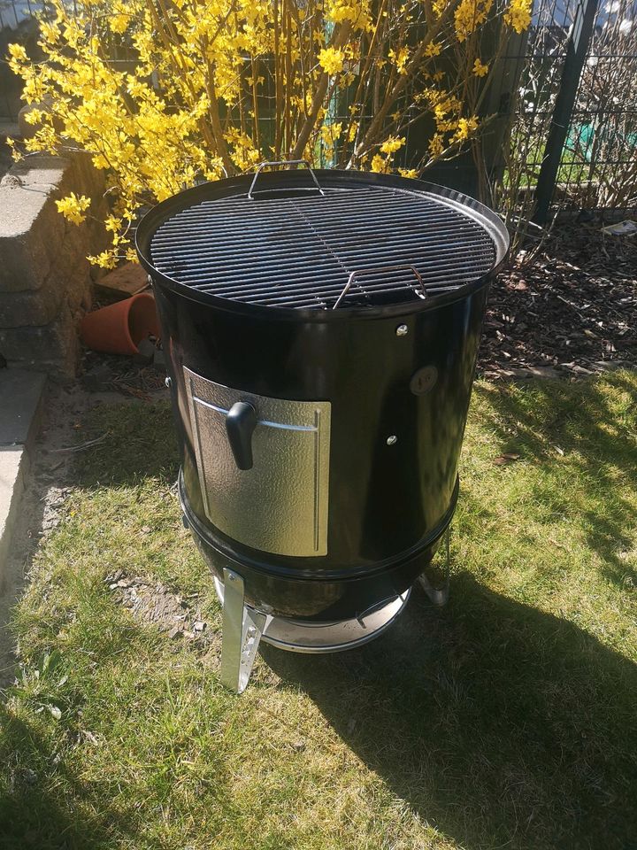 Top - Weber Smoker Smokey Mountain 47cm Grill kein Kugelgrill in Leichlingen