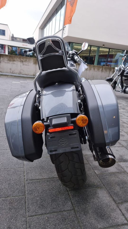 Harley-Davidson FLSB Sport Glide 107 in Korntal-Münchingen