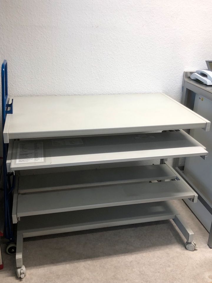 Computertisch Metall in Merzalben