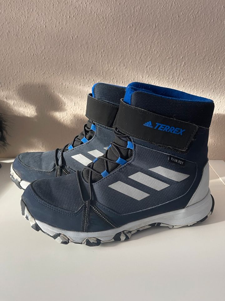 Adidas Terrex Snow Winterstiefel in Bayern - Wolnzach | eBay Kleinanzeigen  ist jetzt Kleinanzeigen