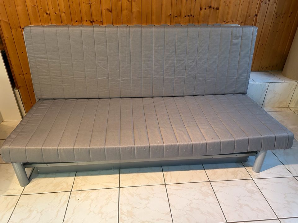 Schlafcouch von IKEA ❤️ Beddinge in Ortenberg