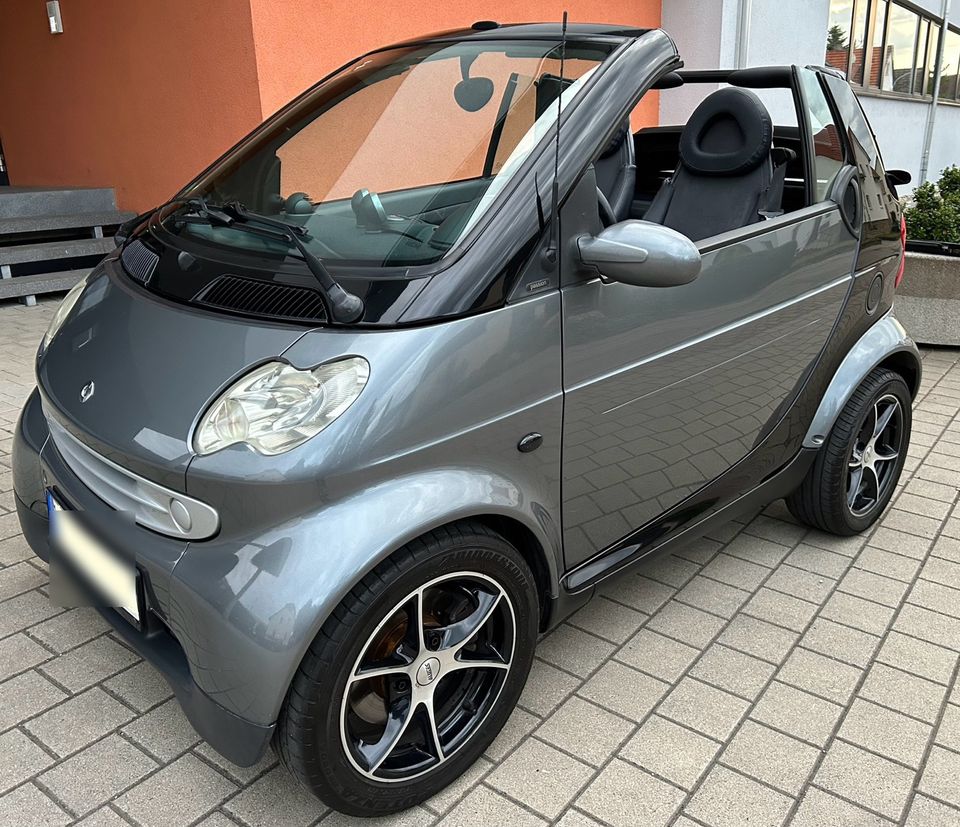 Smart ForTwo Cabrio Passion 61 Ps Tüv 02/2026 in Knittlingen