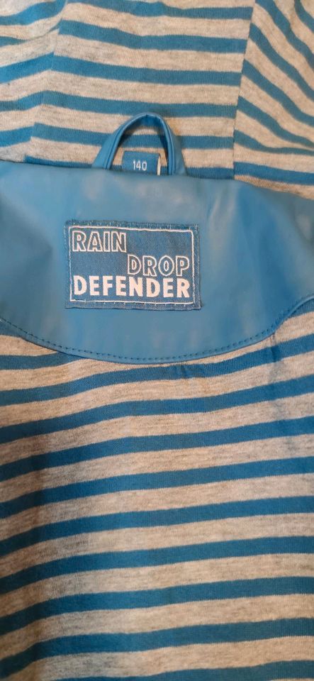 Rain Drop Defender Regenjacke Gr.140  Neuwertig in Hamburg