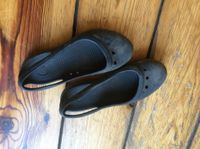 29/30, C12 Crocs, schwarz, Strandschuhe, Ballerinas, Hausschuhe Berlin - Lichtenberg Vorschau