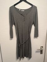 Graues Kleid Größe 40/42 Nordrhein-Westfalen - Bergisch Gladbach Vorschau