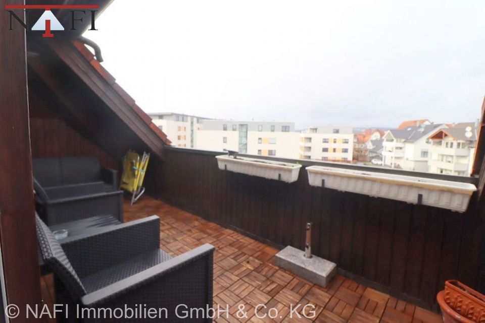 ** Modern-sanierte 4,5 Zimmer Dachgeschosswohnung** in Uhingen