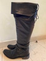 Buffalo London Leder Damen Stiefel schwarz gr. 38 neuwertig Hessen - Wölfersheim Vorschau