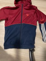 Rot blaue Adidas Jacke ohne gesbrauchsspuren Sachsen - Markranstädt Vorschau