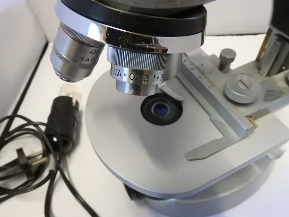 Mikroskop Hertel & Reuss, Mono, Kreuztisch, sehr gut erhalten! in Merzig