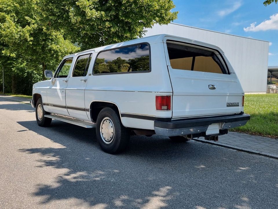 Chevrolet Suburban |V8, 7.4l, 454cui, Automatik| in Wörth an der Isar