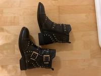 Another A Boots schwarz mit goldenen Nieten. Gr.39/40 wie neu Nordrhein-Westfalen - Harsewinkel Vorschau