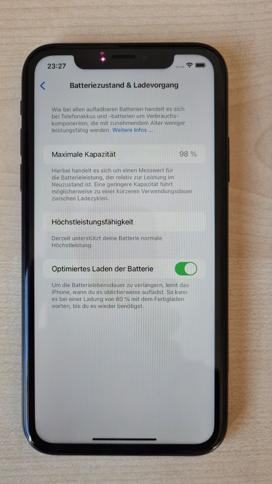 iPhone XR 64 GB  Akku 98% inkl Hülle u Poncho von QuadLock in Hamburg