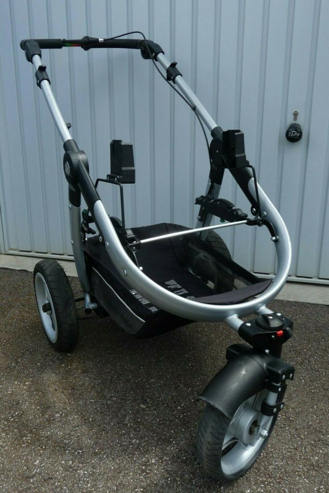 Teutonia Spirit S3 Kinderwagen Buggy Babywanne Komplettset in Stuttgart