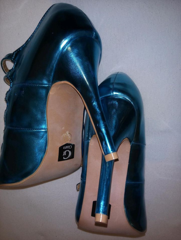 Giaro High Heels metallic lack Riemchen silberne Schnallen sexy in Eltville