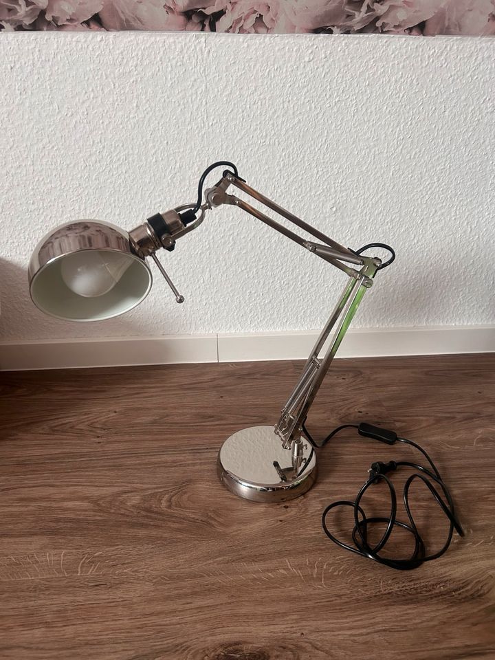 FORSÅ Schreibtisch Lampe in Pössneck