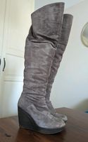 Stiefel Keilabsatz Wedges Leder Wildleder Overknee grau greige Stuttgart - Möhringen Vorschau