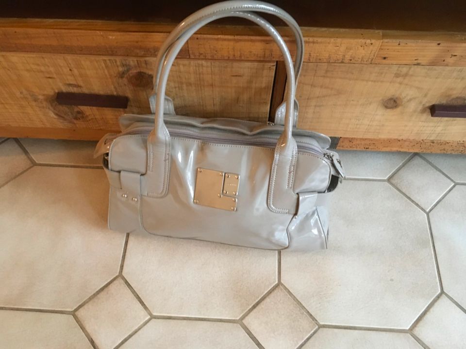 Handtasche von Fiorelli in Kelsterbach