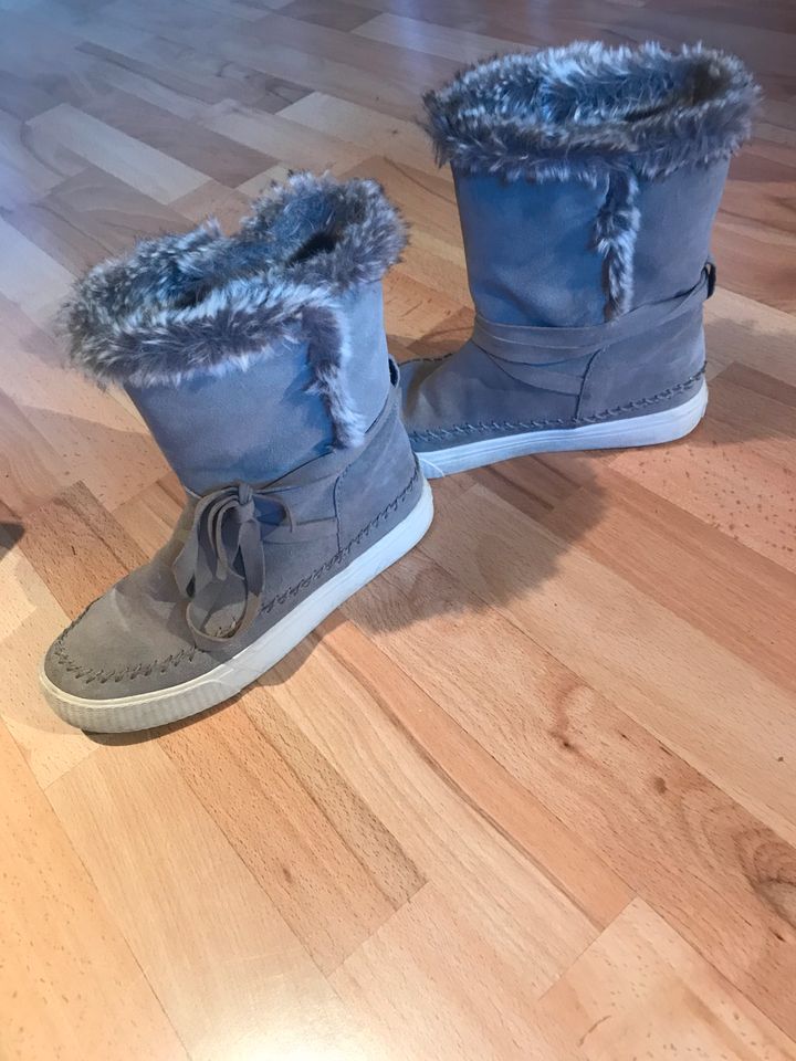 Toms Winterstiefel Leder warm grau 38 in Röthenbach (Allgäu)