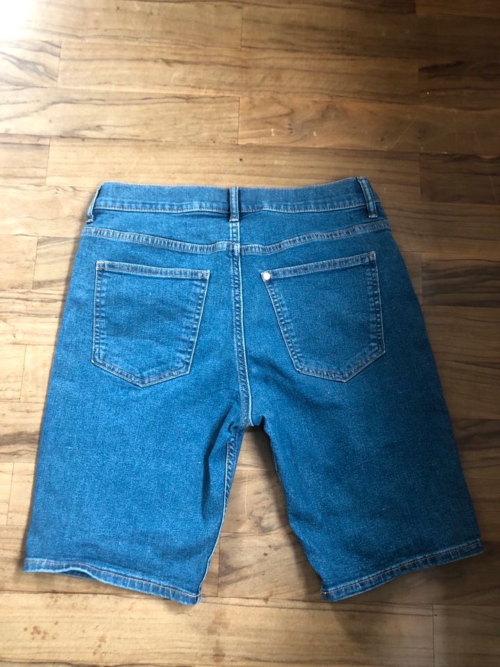 H&M kurze Blau Hose Gr. 158 - neu in Stuttgart