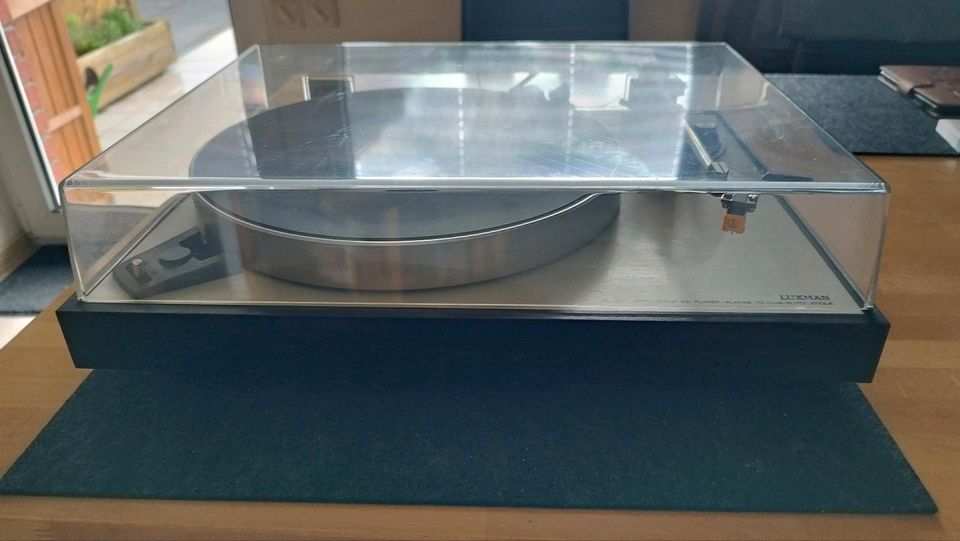 Luxman PD-284 Plattenspieler in Herford