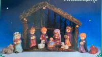 KRIPPEN SET AUS HOLZ MIT 10 PORZELLAN FIGUREN WEIHNACHTEN NEU Bayern - Schweinfurt Vorschau