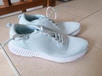 Sportschuhe Bayern - Landau a d Isar Vorschau