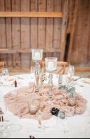 27x Tischläufer rosé/beige Hochzeit zu verkaufen Bayern - Augsburg Vorschau