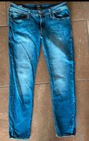 Herren Jack & Jones, Jeanshose Größe 33/32 Niedersachsen - Oyten Vorschau