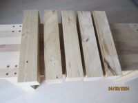 5 Stück Holz Fichte, 37 cm lang, 7 x 7 cm, Kantholz gehobelt, Bayern - Wittislingen Vorschau