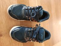 Sneaker Asics Gr. 35,5 Nordrhein-Westfalen - Neuss Vorschau
