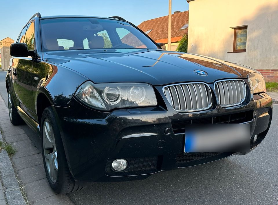 BMW X3 // 3.0 SD *M-Sportpaket, Leder, Xenon, Navi* in Freystadt