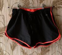 Manguun Shorts schwarz 38 Baden-Württemberg - Wertheim Vorschau