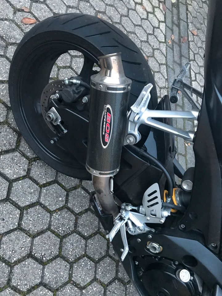 Suzuki GSXR 1000 K7 in Sankt Augustin