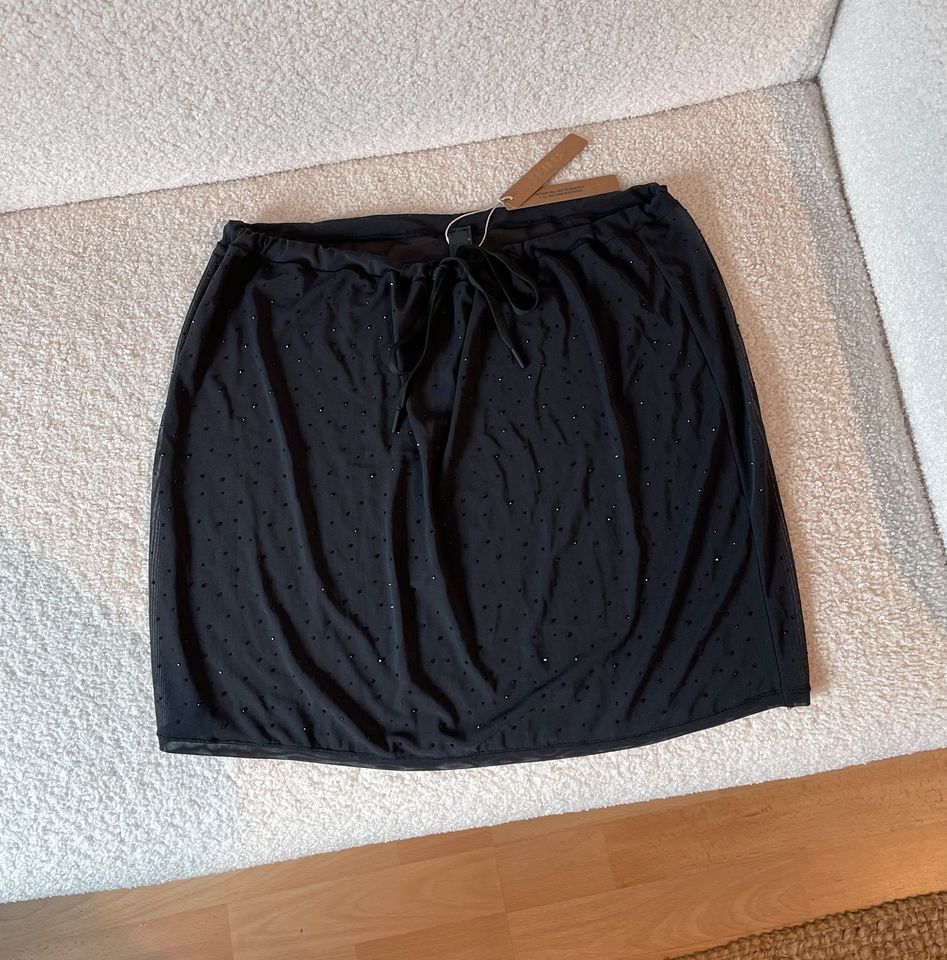 NEU Skims Mini Skirt Rock Mesh Rhinestone Cover Up Onyx XL in Köln