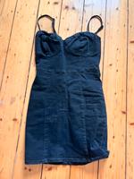 Bershka Jeanskleid Gr. M Hessen - Korbach Vorschau