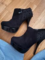 High Heels Stuttgart - Vaihingen Vorschau