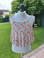 Mango Trägertop mit Blumenmuster Größe. S Bluse Babydoll Hessen - Friedrichsdorf Vorschau