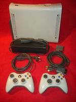 wenig benutzte xbox 360 HDMI + 2 Controller + Zubehör - sehr gut Hessen - Borken Vorschau