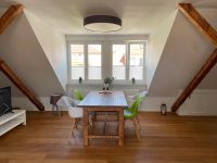2.100€ 2 Zimmer DG-Wohnung mit Klimaanlage zentrale Lage Baden-Württemberg - Karlsruhe Vorschau
