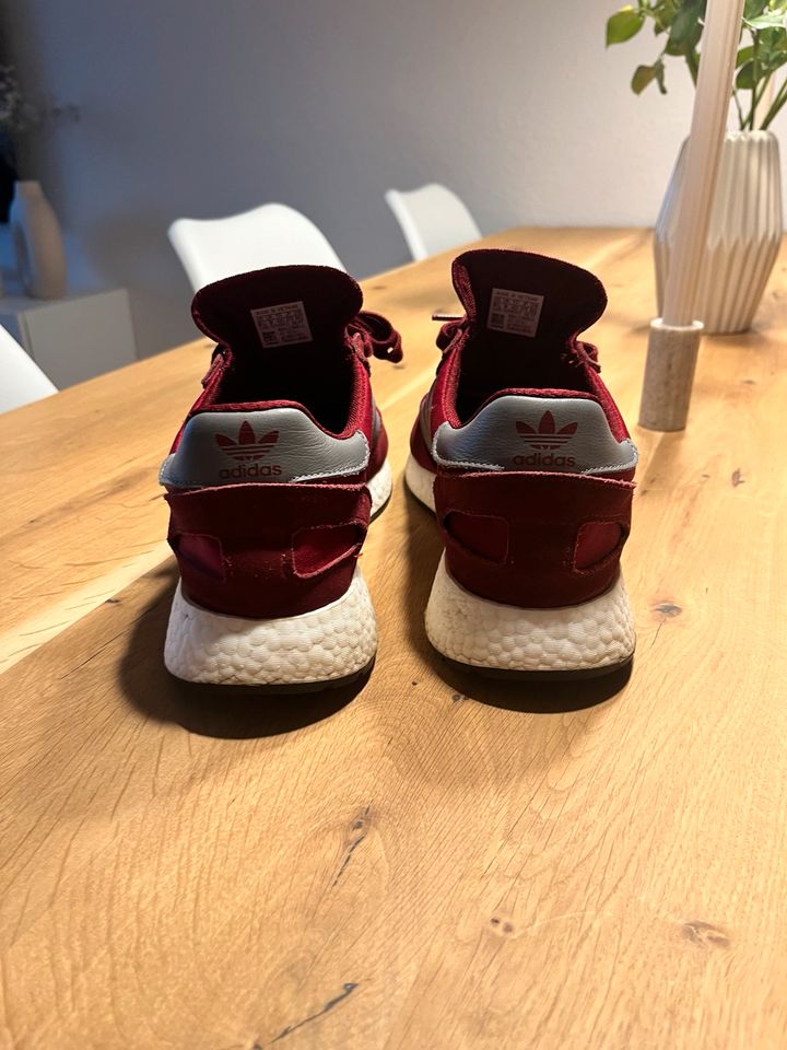 Herrn Adidas Schuhe rot in Köln