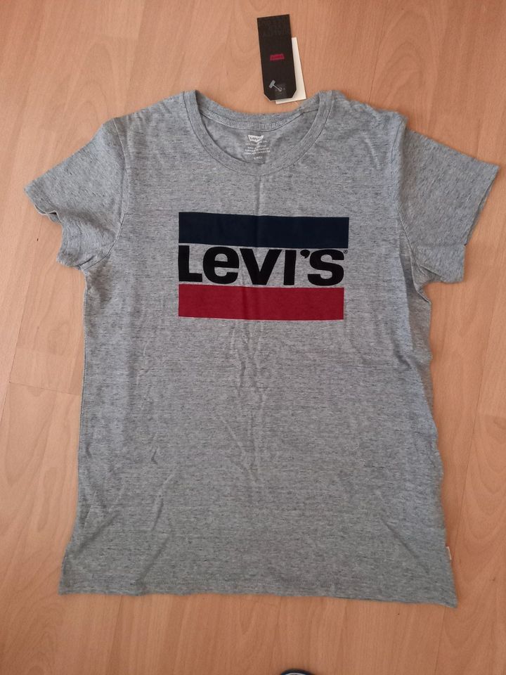 Levi's Shirt, Größe S in Offenbach