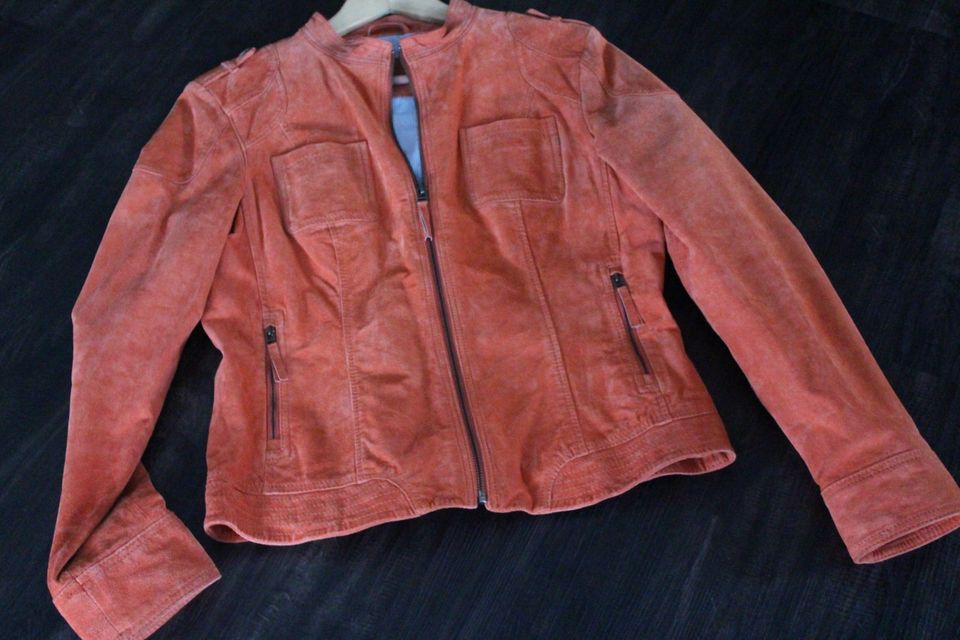 Echt-Lederjacke von S.OLIVER Gr. 38 orange TOP-Zustand in Schlüsselfeld